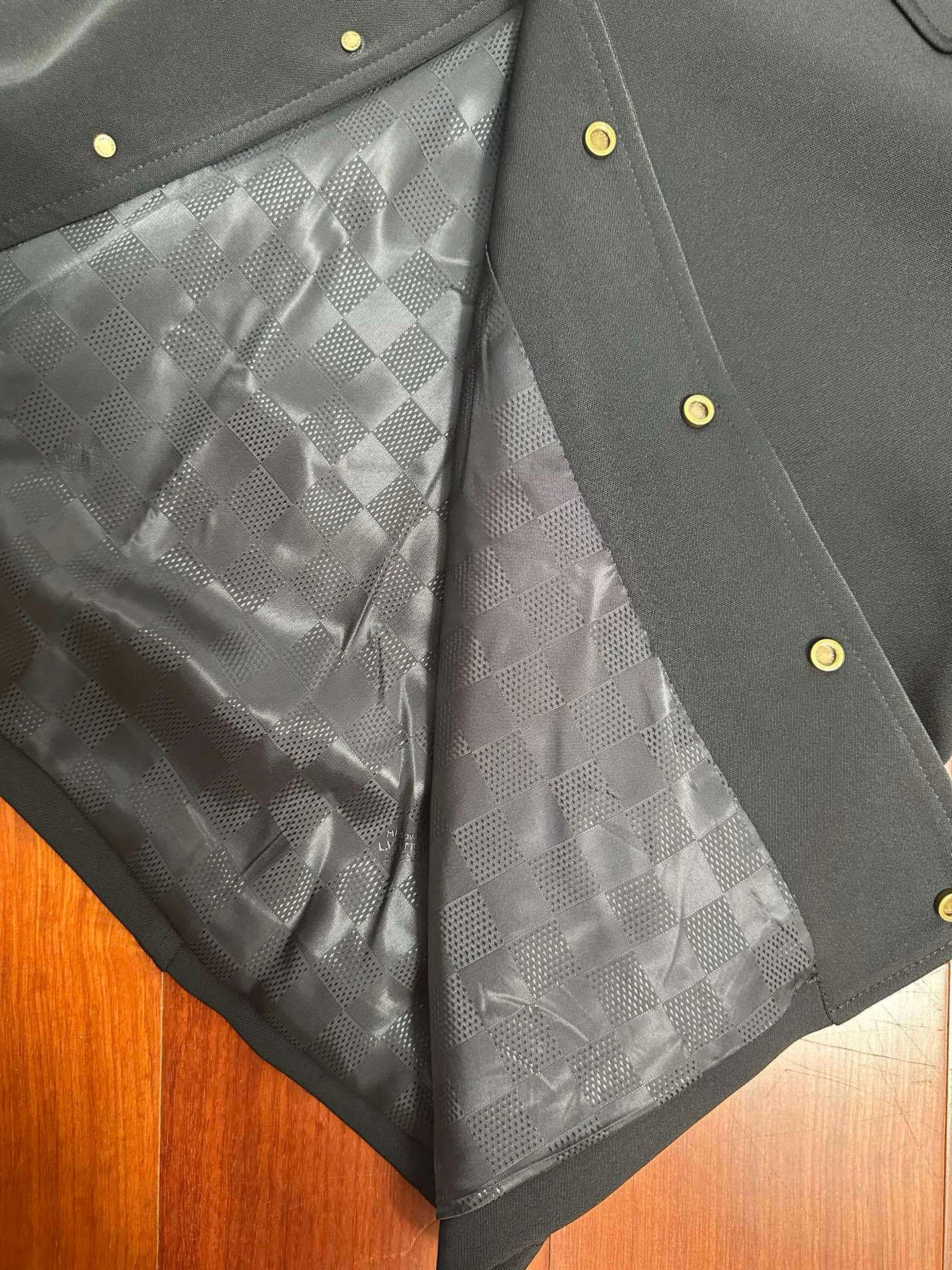 wg.luxury-- 8V wool item: E-F431I2819